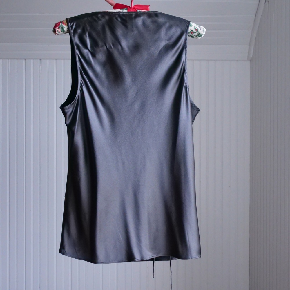 Gorgeous 90s/y2k Lauren Ralph Lauren gunmetal grey silk ruffle wrap top - Picture 3 of 7